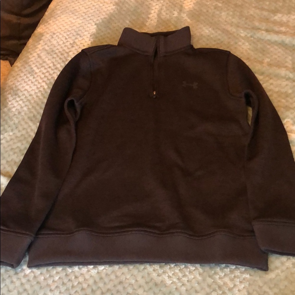 Boys M UA sweatshirt